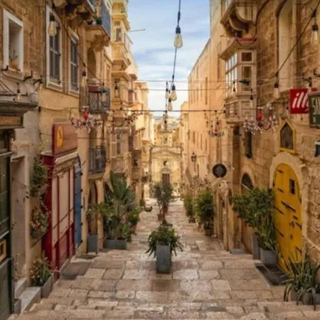 Accommodatie bij particulieren Authentic 1st Fl At The 3 Cities Marina *