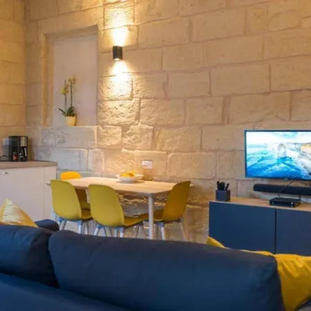 Quarto em Acomodações Particulares Authentic 1st Fl At The 3 Cities Marina Cospicua