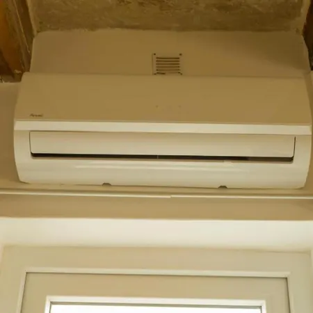 Authentic 1st Fl At The 3 Cities Marina Quarto em Acomodações Particulares